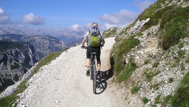 backpacks-for-cyclists